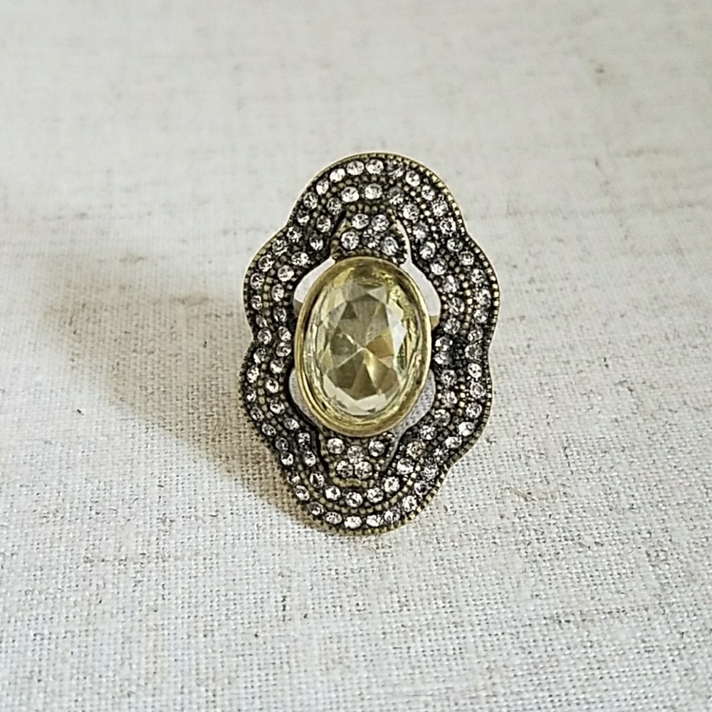 Cocktail ring